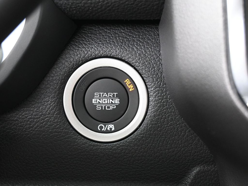 New 2026 Bright White Clearcoat Ram Laramie image 28