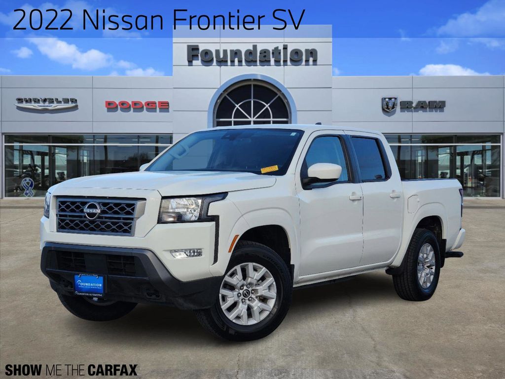 2022 Nissan Frontier SV 1