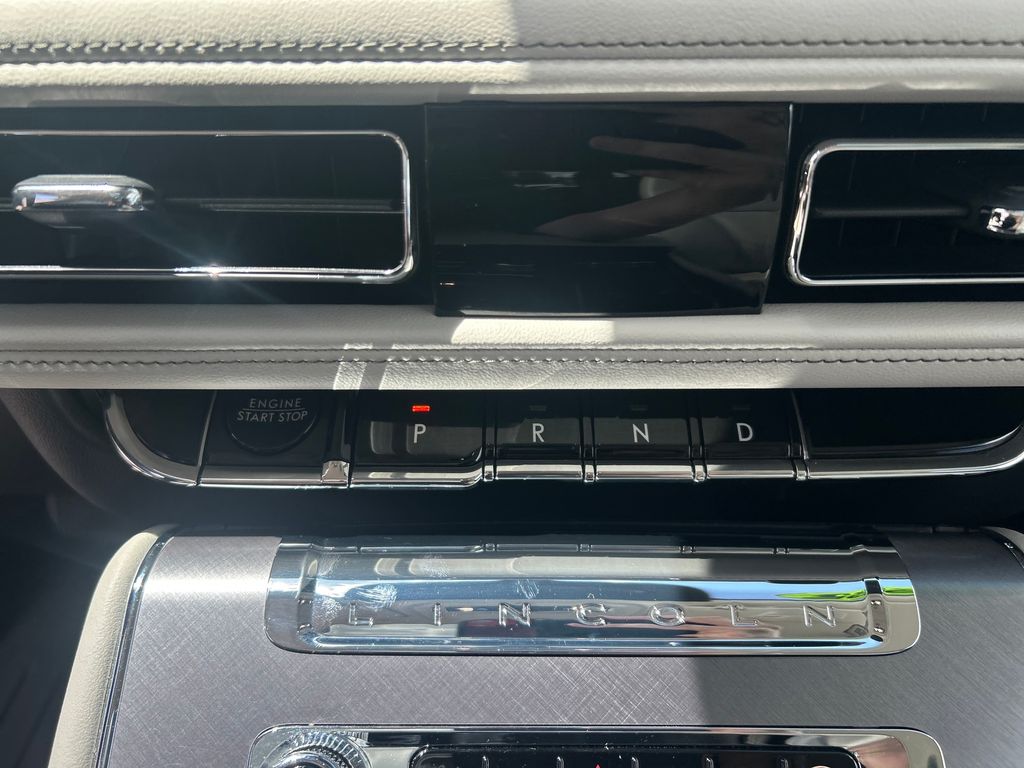2025 Lincoln Aviator Premiere Red at Phil Fitts Ford