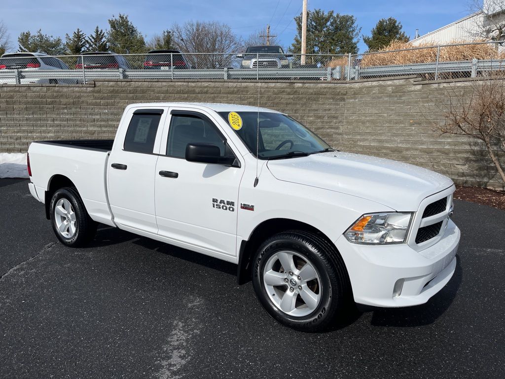 2015 RAM 1500 Express Quad Cab 4WD