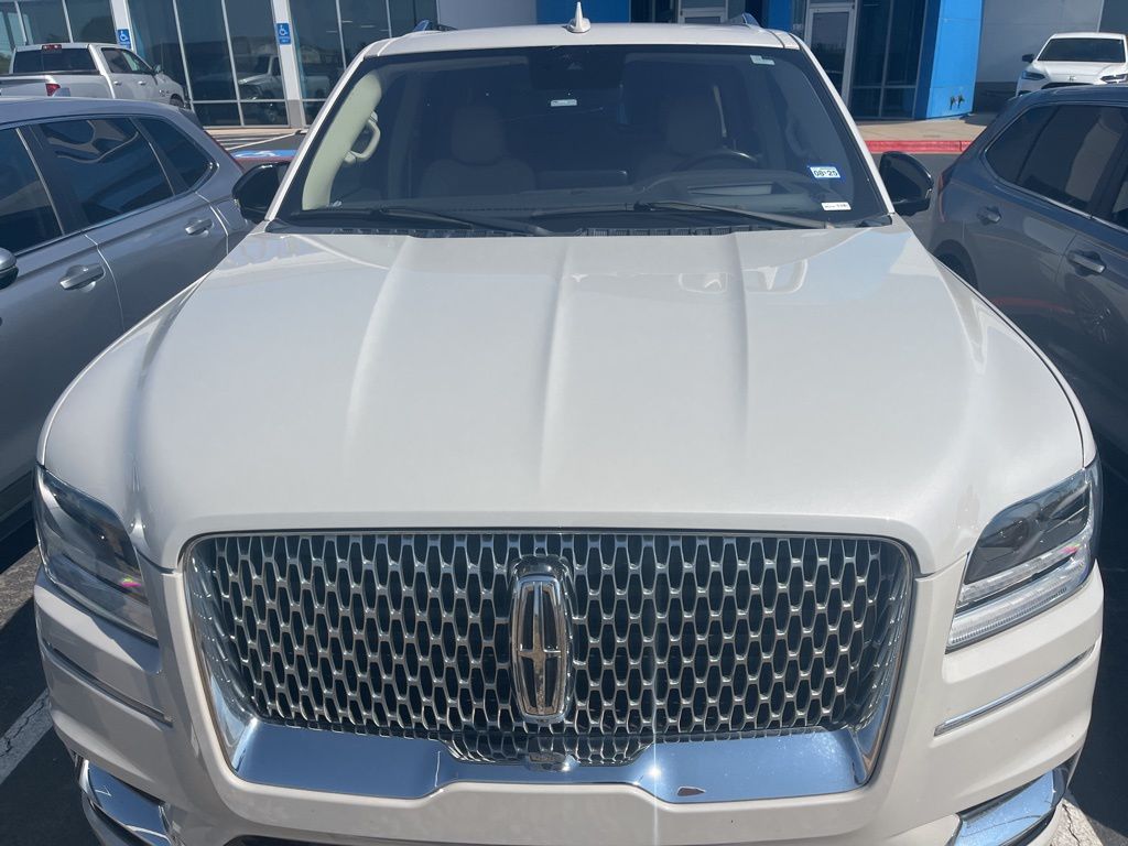Thumbnail: 2020 Lincoln Navigator - 2