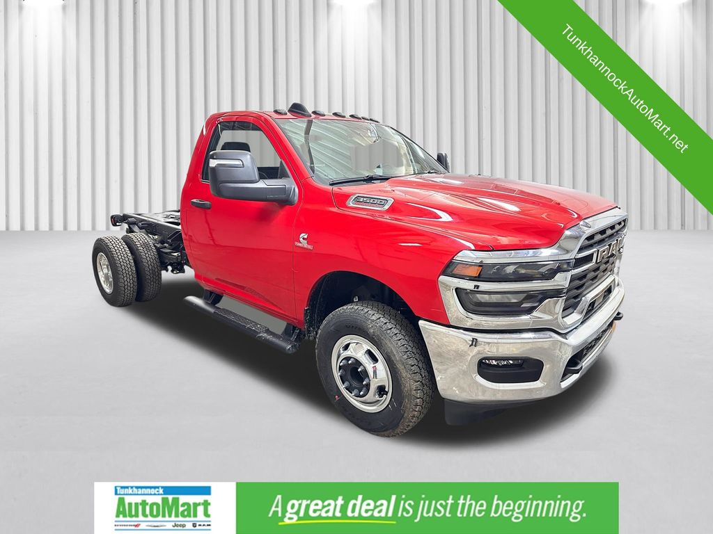 Flame Red Clearcoat 2026 RAM 3500 Chassis Pickup Truck Four-Wheel Drive 8-Speed Automatic