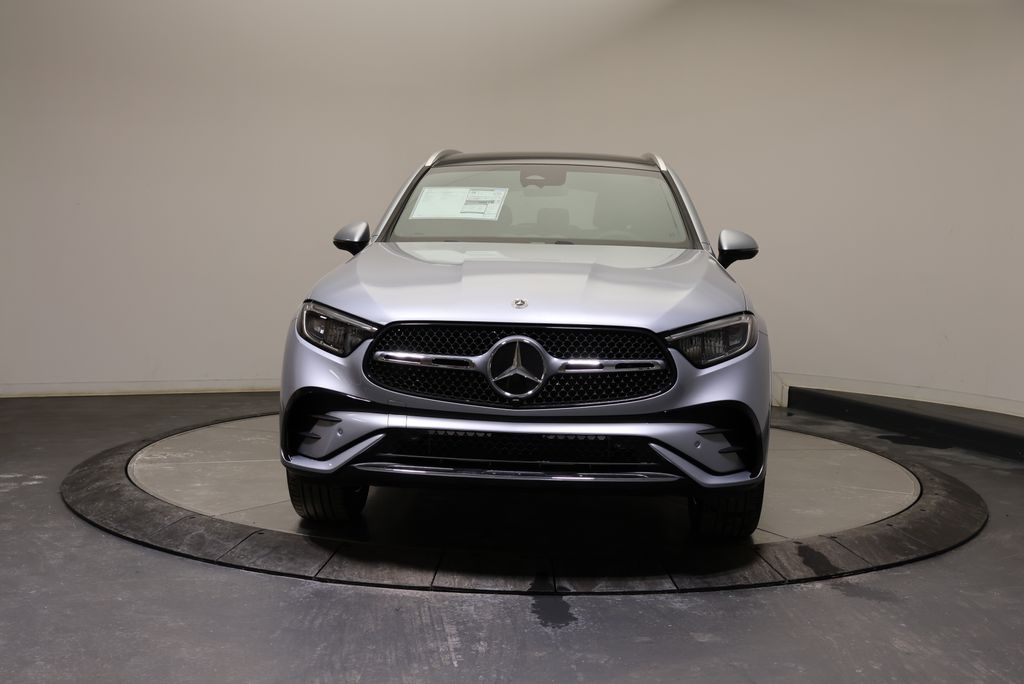 Thumbnail: 2026 Mercedes-Benz GLC - 2
