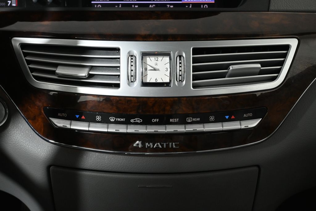 Thumbnail: 2008 Mercedes-Benz S-Class - 23