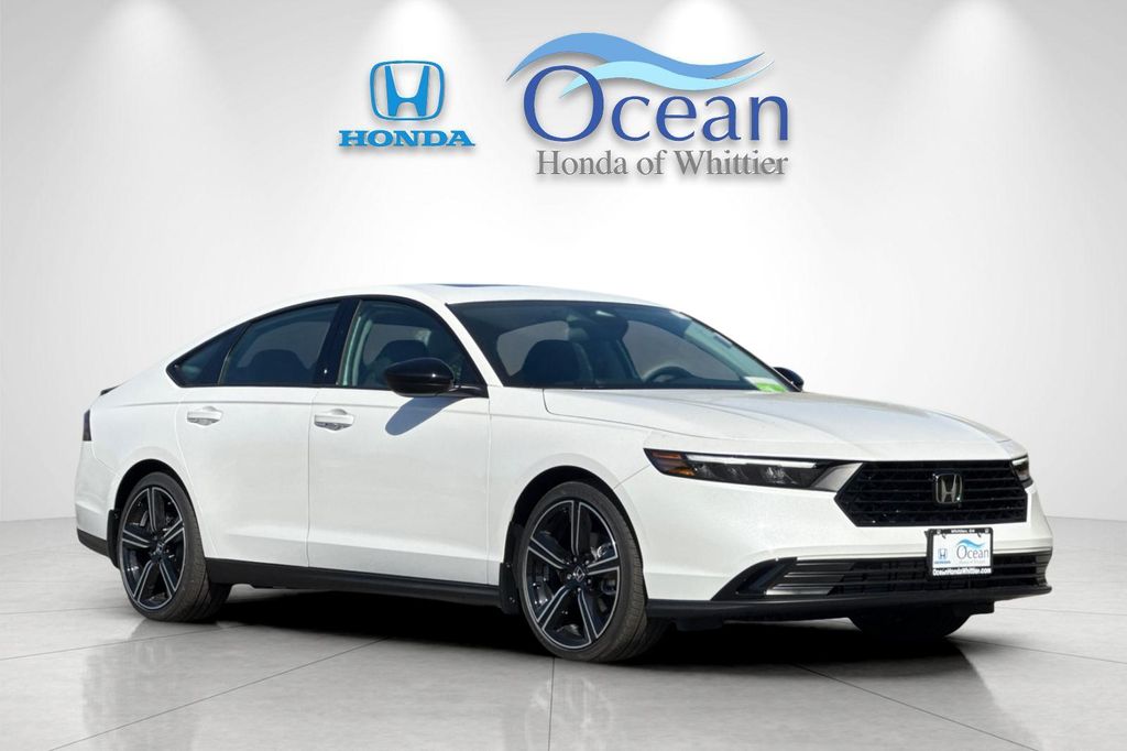 New 2026 Platinum White Pearl Honda SE image 2