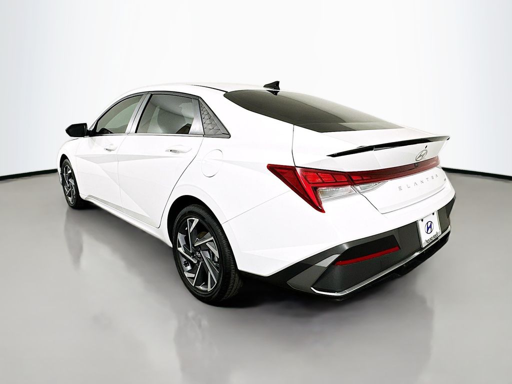 Thumbnail: 2025 Hyundai Elantra - 7
