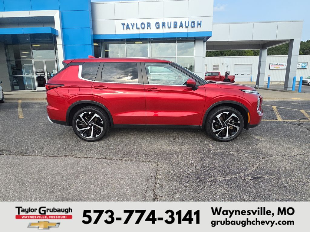 Red 2024 Mitsubishi Outlander SUV / Crossover All-Wheel Drive Continuously Variable Transmission