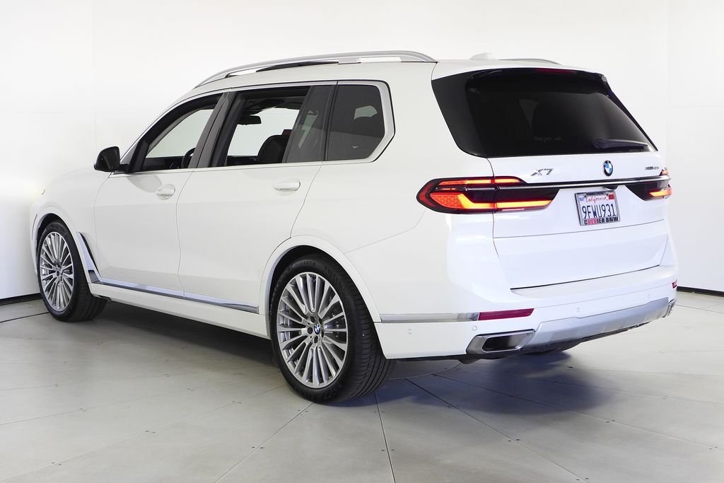 Thumbnail: 2024 BMW X7 - 9