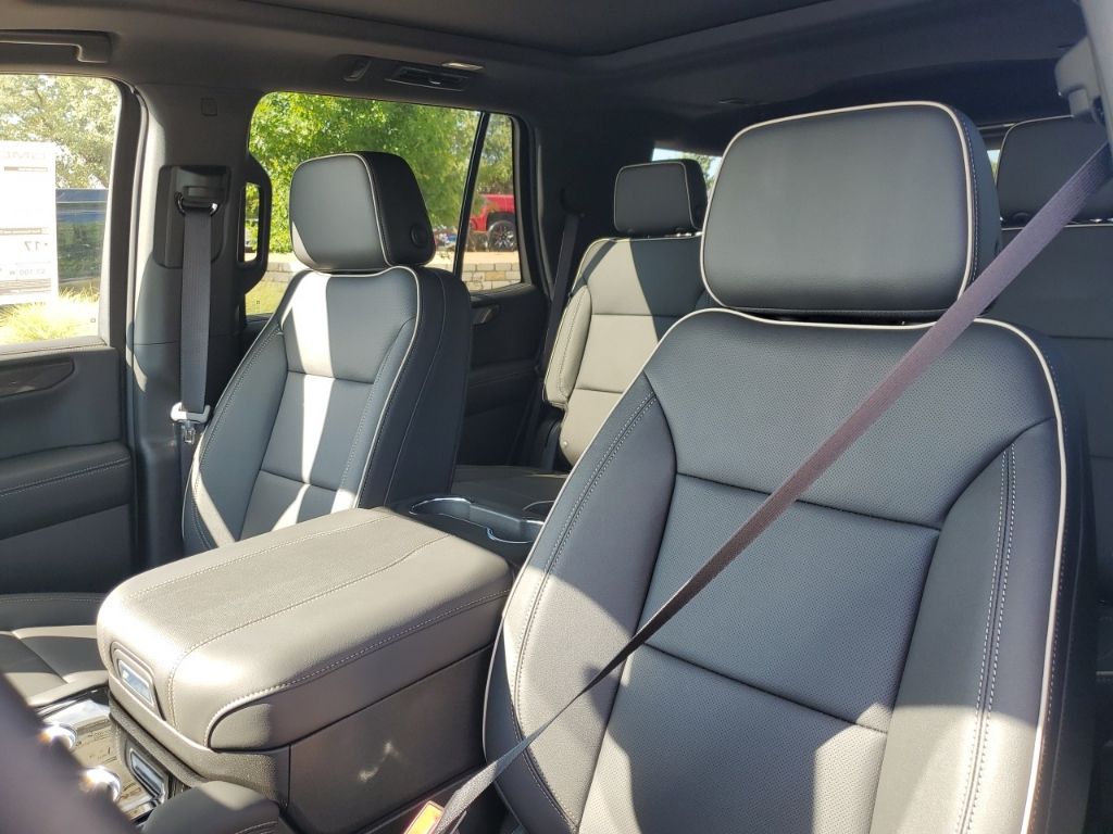 New Car 2025 Gmc Yukon  Elevation For Sale In Austin, Texas