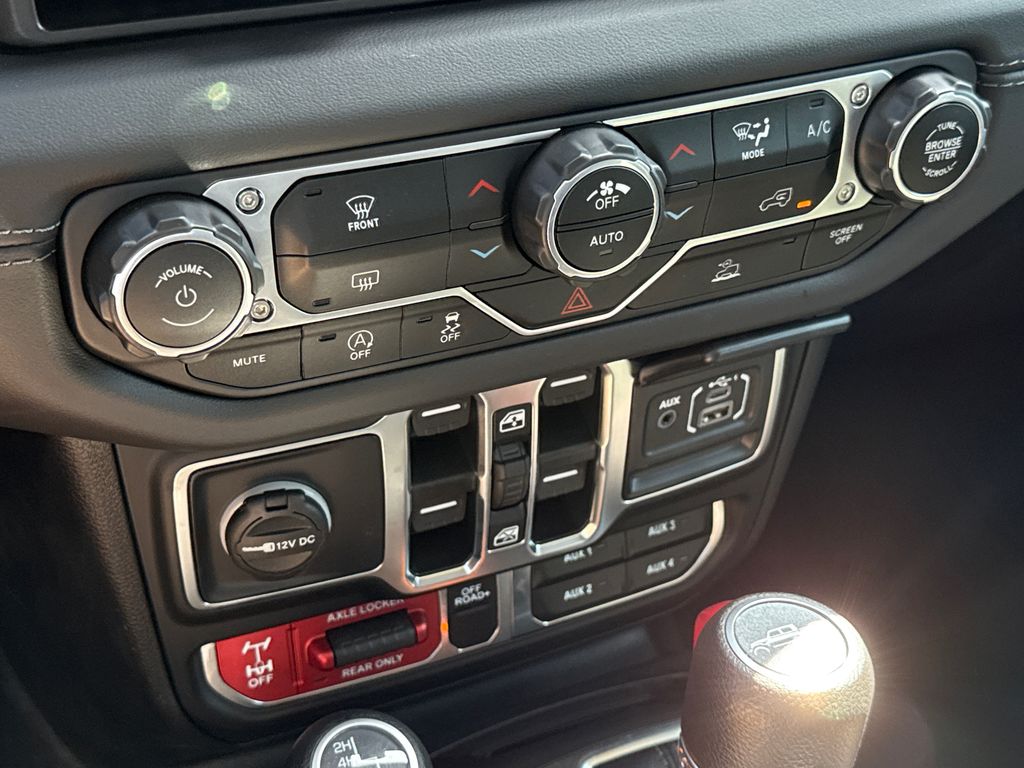 Used 2025 Jeep Gladiator Truck