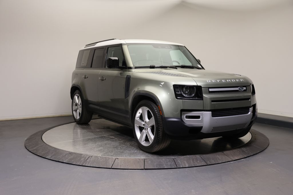 Thumbnail: 2021 Land Rover Defender - 7