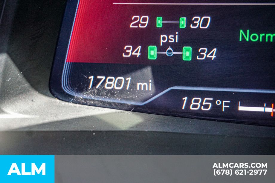 Used 2020 Red Chevrolet Stingray image 65