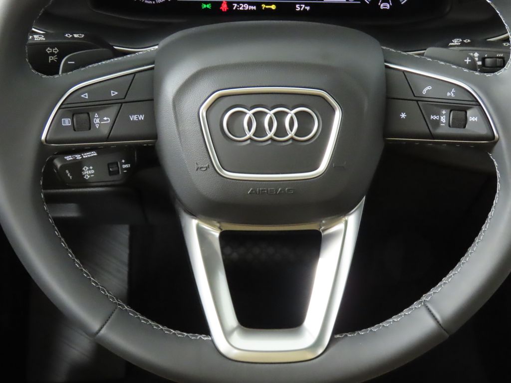 Thumbnail: 2026 Audi Q7 - 14