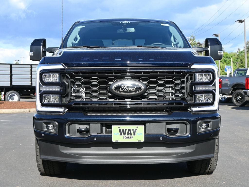 2025 Ford F-350 Super Duty LARIAT