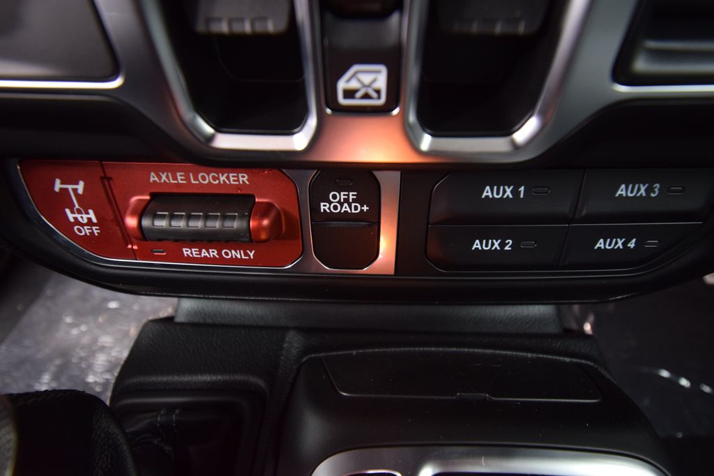 new 2026 Jeep Gladiator car, priced at $47,570