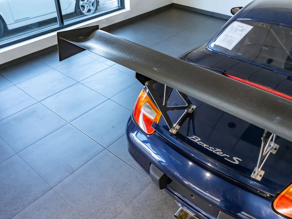 Used 2002  Porsche S image 25