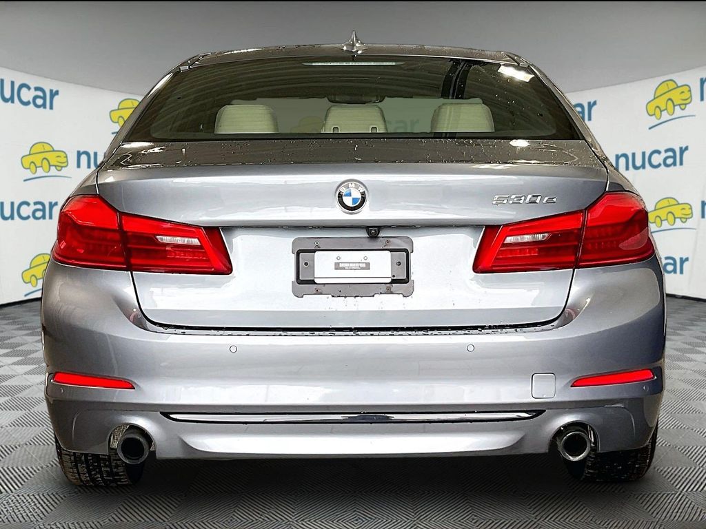 2019 BMW 5 Series — photo 5