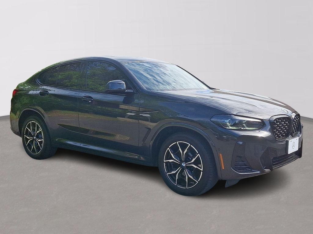 2023 BMW X4 xDrive30i 3