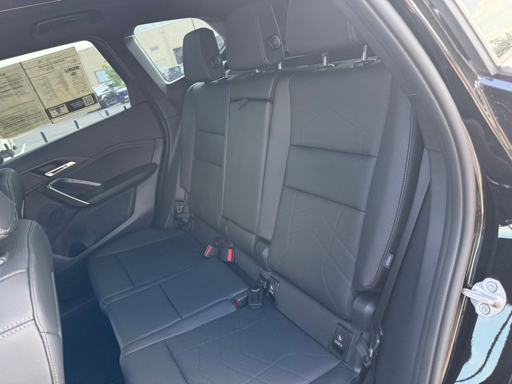 Thumbnail: 2023 BMW X1 - 20