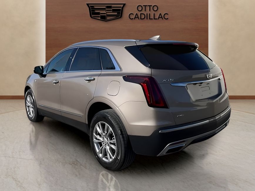 used 2023 Cadillac XT5 car, priced at $34,350
