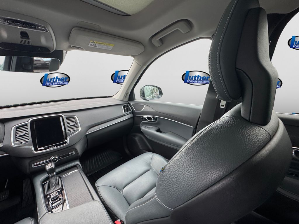 2020 Volvo XC90 T6 Momentum Black at Subaru and VW of Moon Township