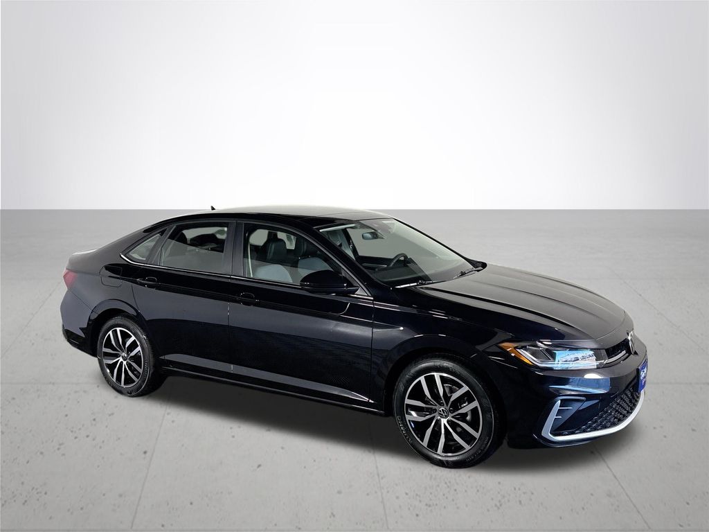 2025 Volkswagen Jetta 1.5T SE photo 4