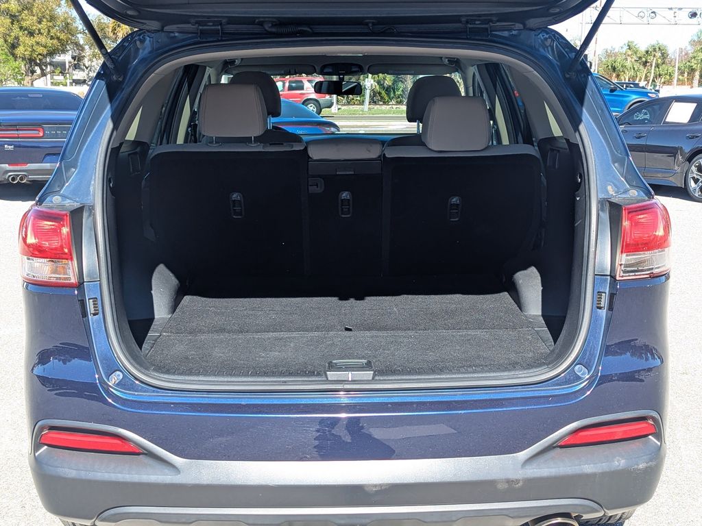 used 2018 Kia Sorento car, priced at $15,192