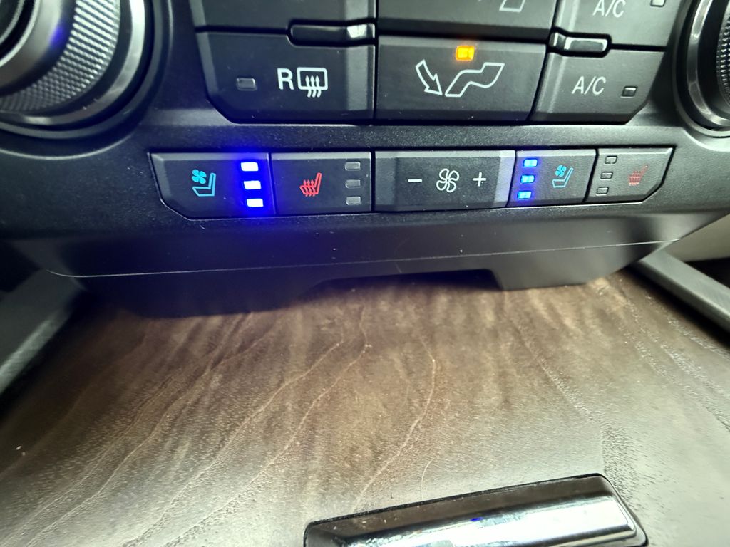 Certified Used 2020 Black Ford Limited image 67