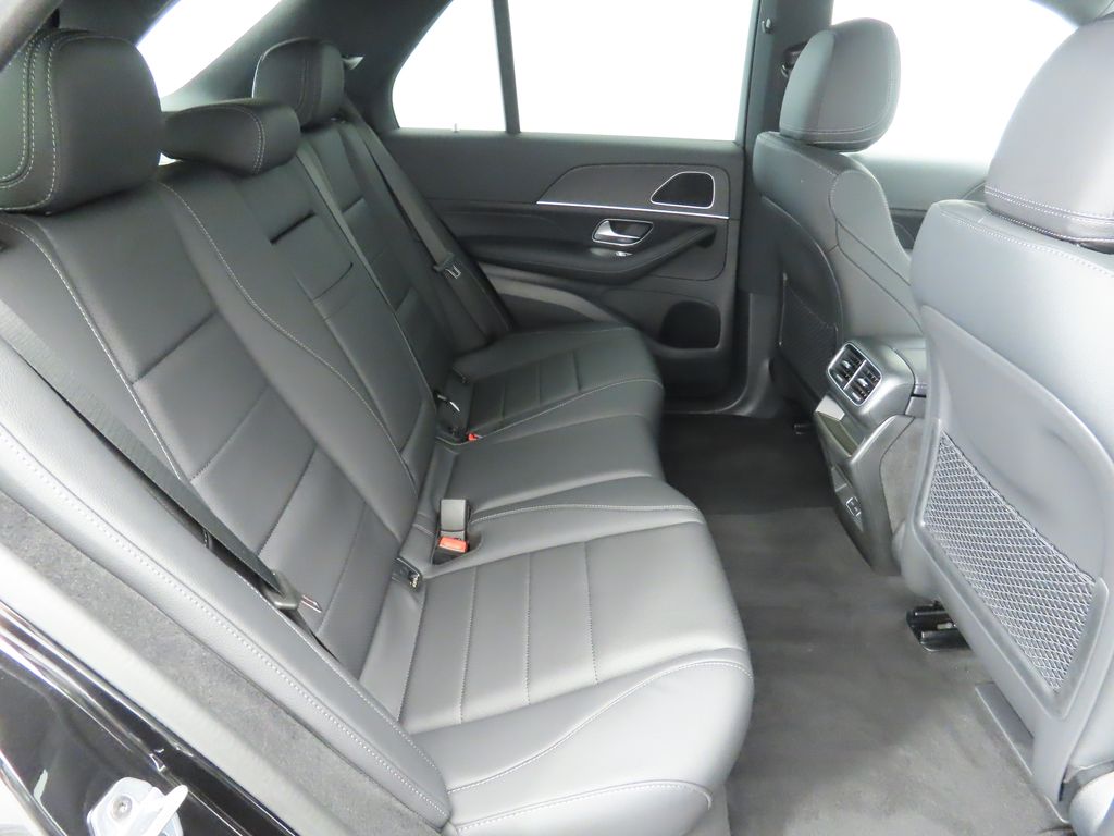 Thumbnail: 2026 Mercedes-Benz GLE - 22