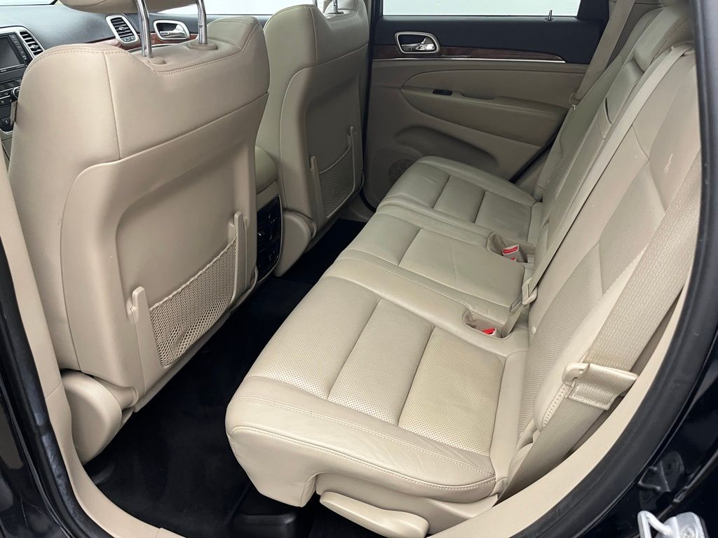Thumbnail: 2013 Jeep Grand Cherokee - 27