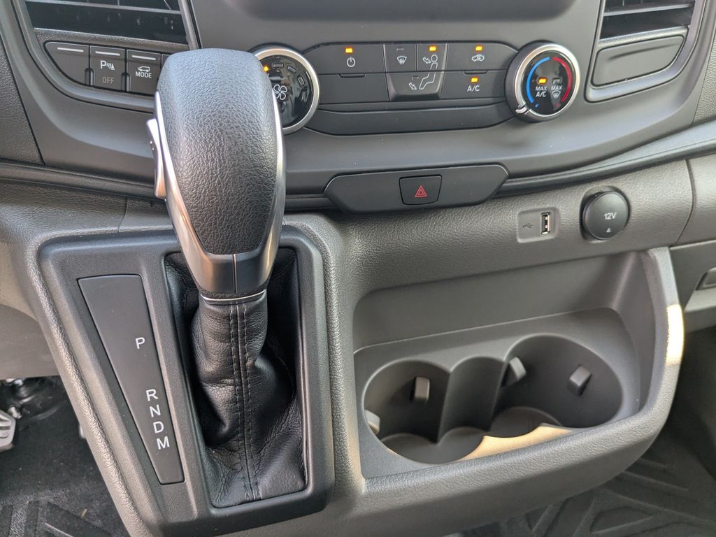 2025 Ford Transit 250