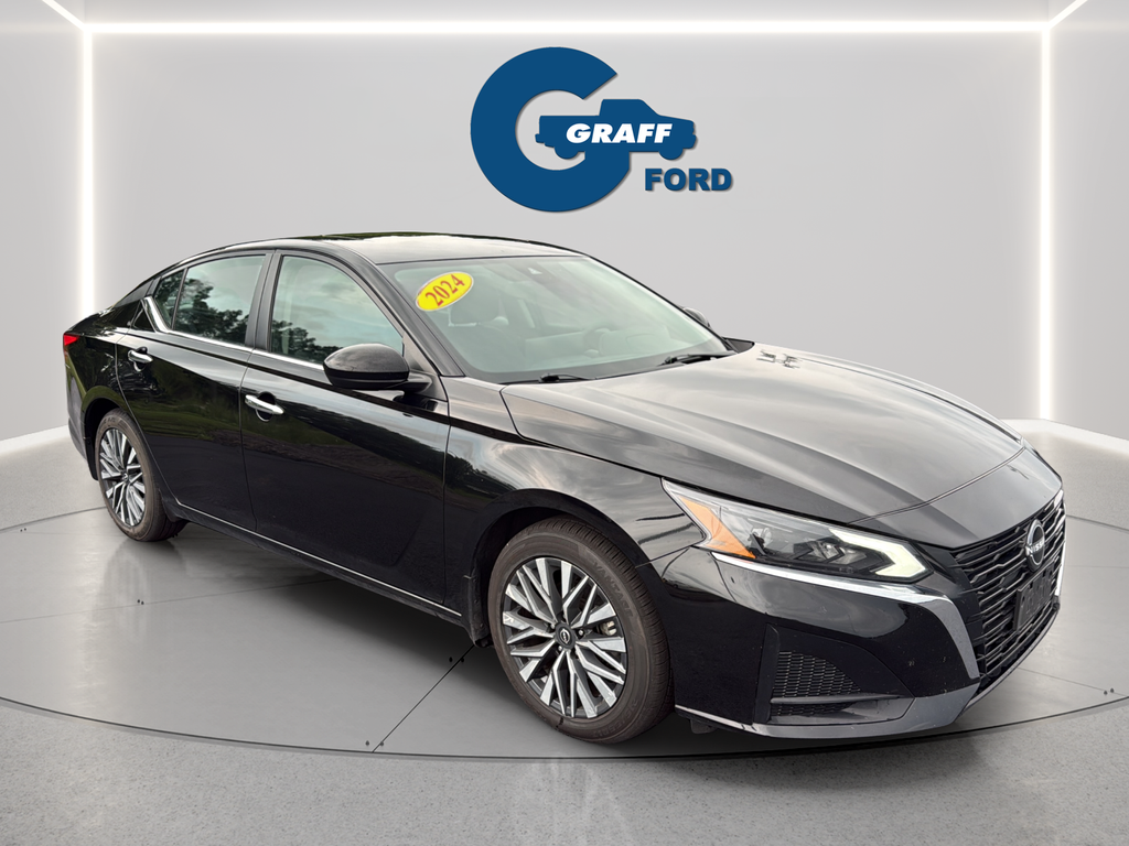 Used 2024 Nissan Altima Sedan