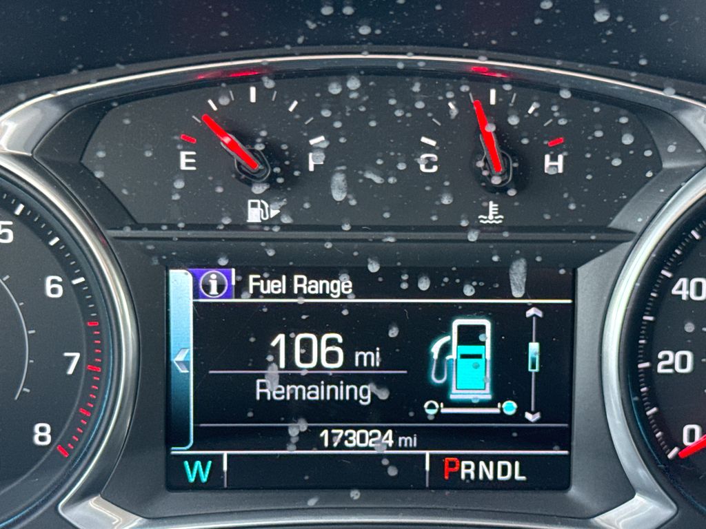Used 2018 Silver Chevrolet LT image 17