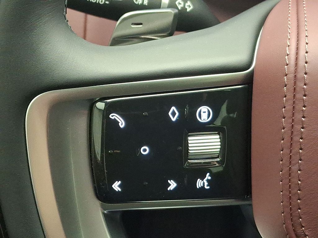 Thumbnail: 2025 Land Rover Range Rover - 23