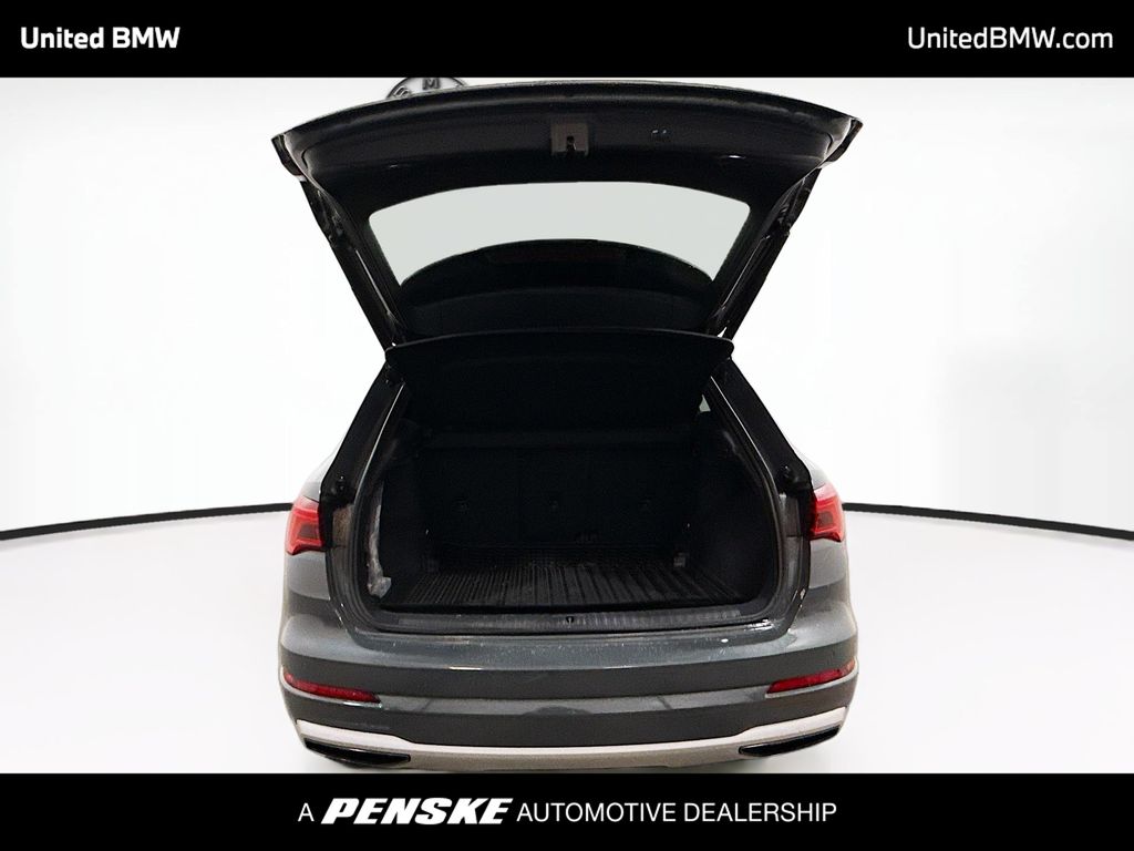 Thumbnail: 2020 Audi Q3 - 14