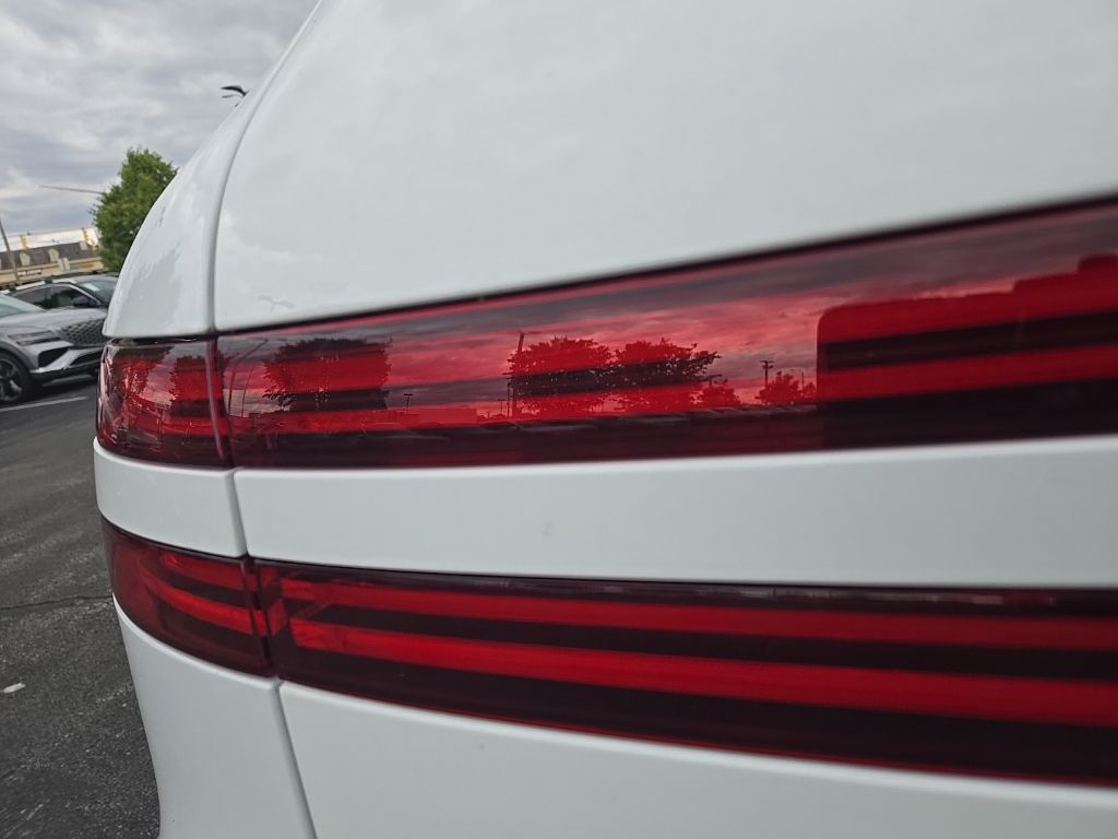2026 Genesis GV70 Sport Prestige 10