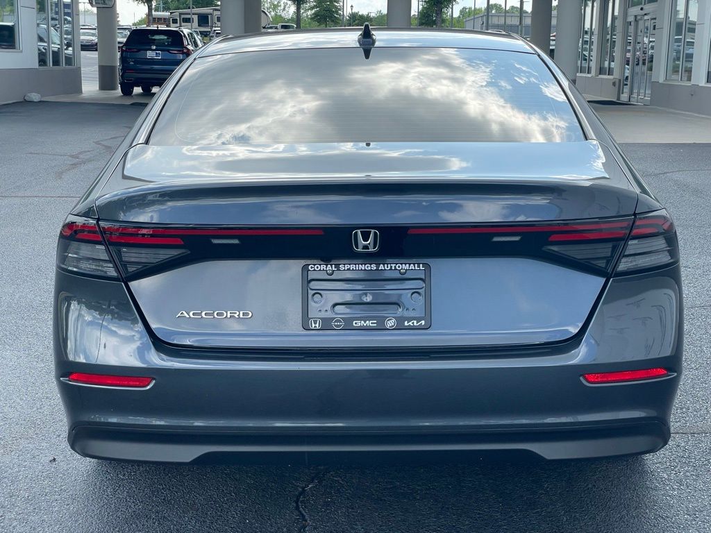 2023 Honda Accord EX 4