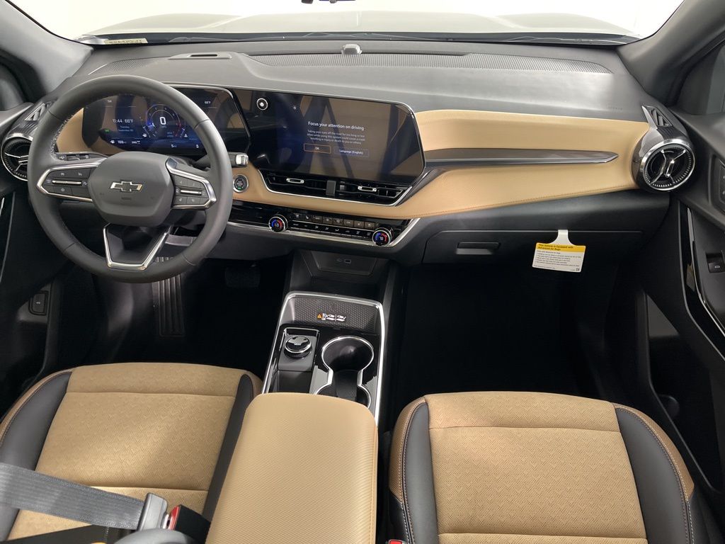 Thumbnail: 2026 Chevrolet Equinox - 16