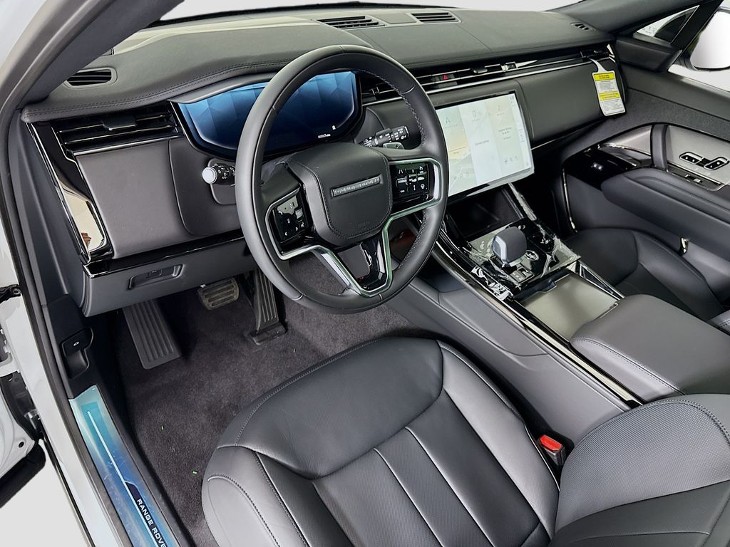 Thumbnail: 2026 Land Rover Range Rover Sport - 10