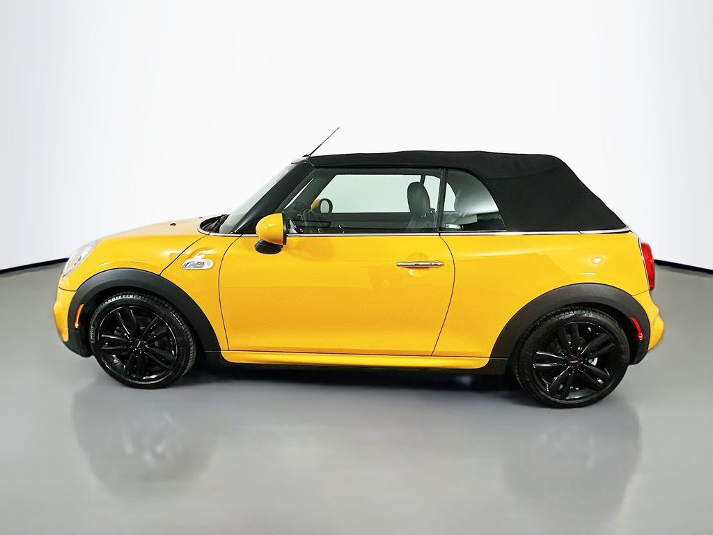 Thumbnail: 2016 MINI Cooper - 8