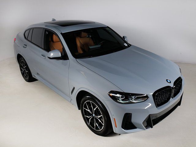 Used 2025 Gray BMW xDrive30i image 31