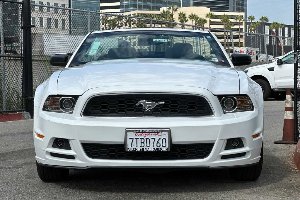 2014 Ford Mustang V6 10