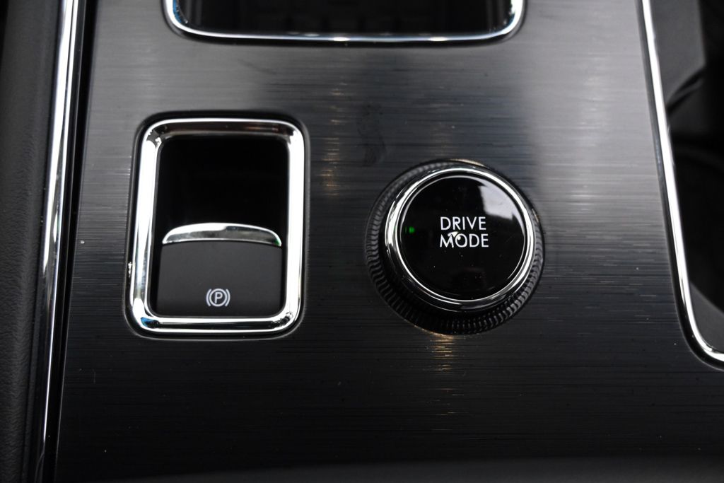 New 2026 Black Lincoln Reserve image 33