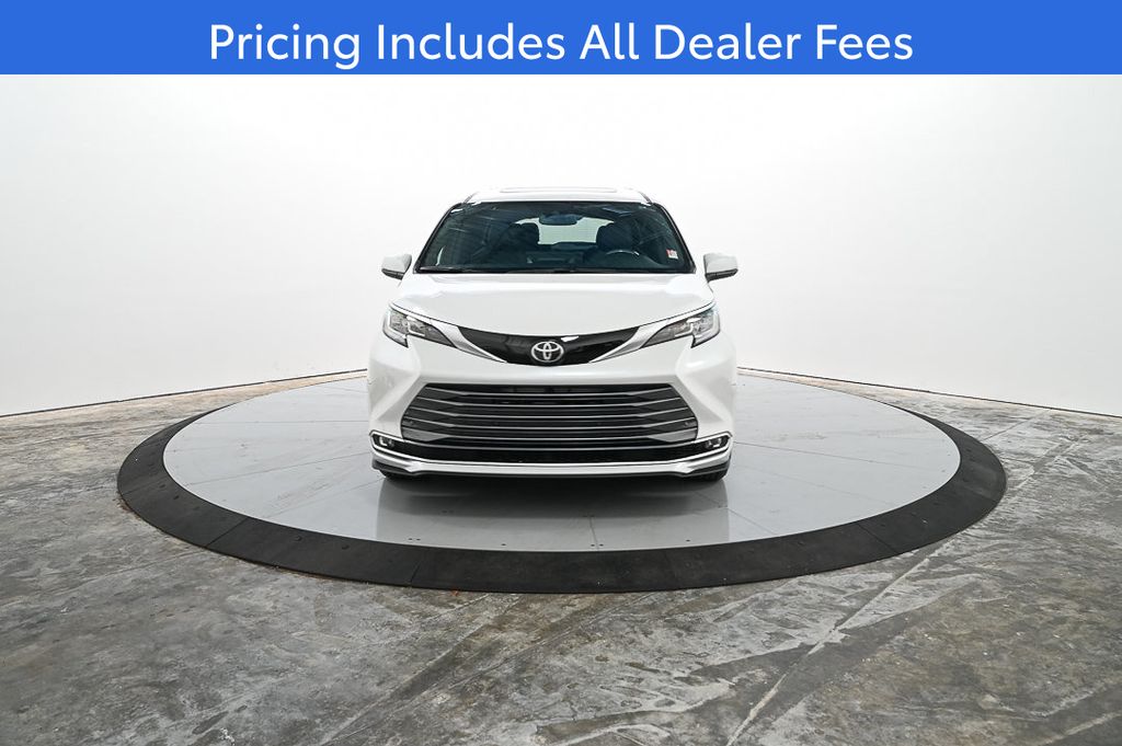 New 2026 Toyota Sienna Van