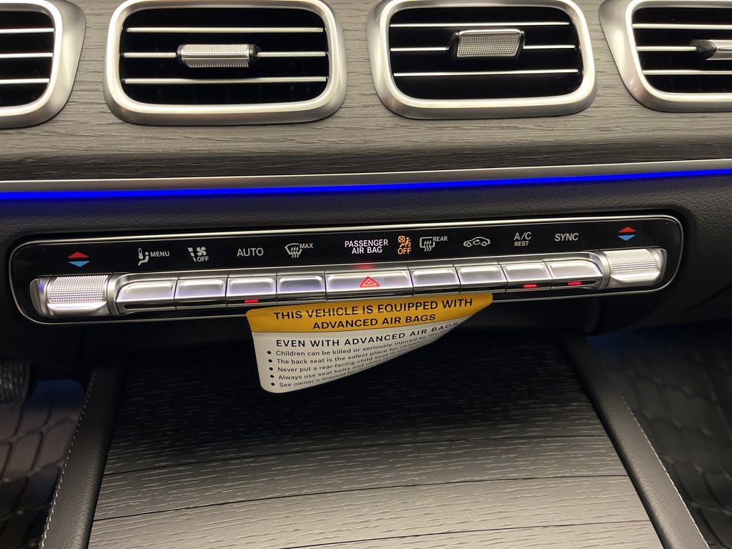 Thumbnail: 2026 Mercedes-Benz GLE - 20