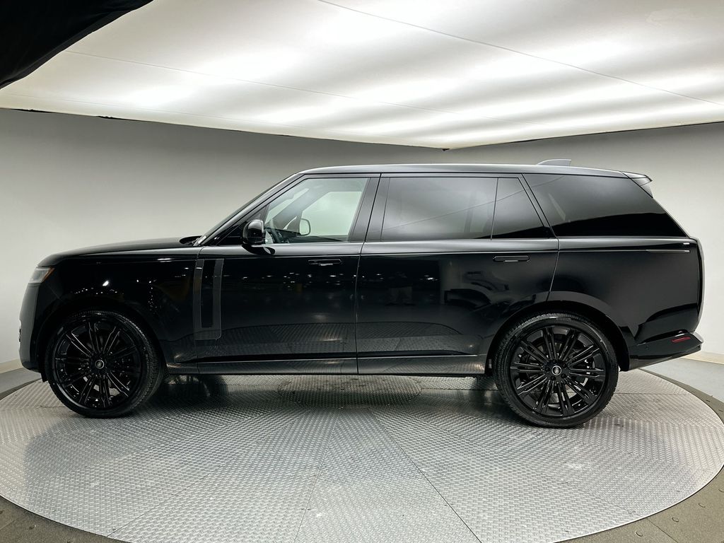 Thumbnail: 2025 Land Rover Range Rover - 2