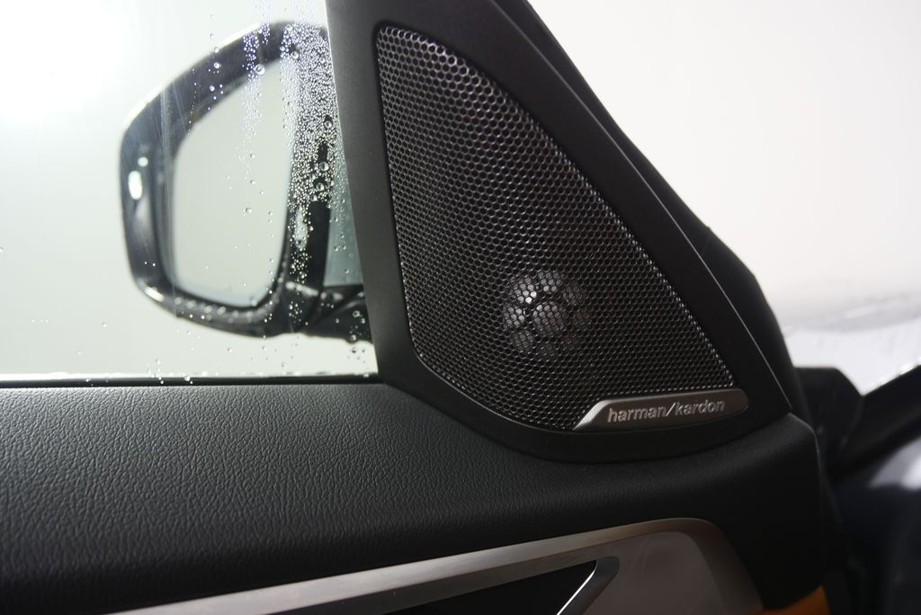 Thumbnail: 2025 BMW 4 Series - 10