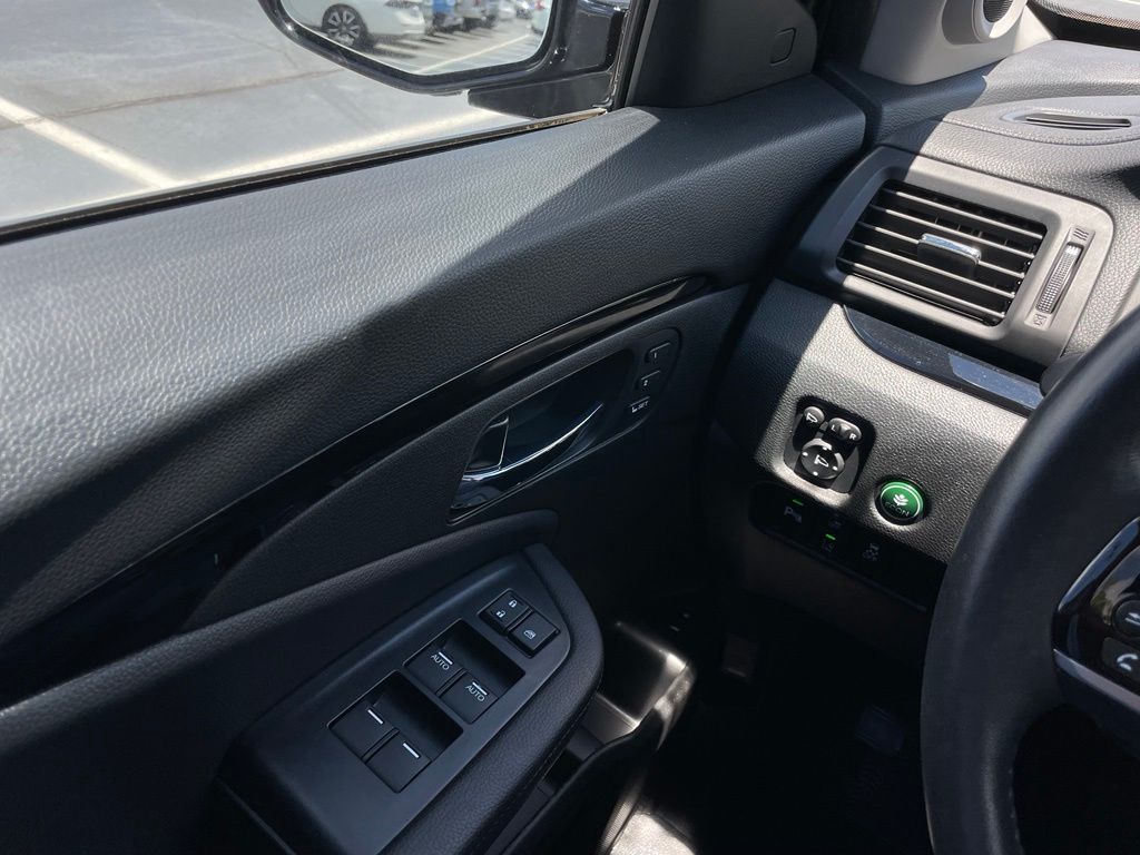 Thumbnail: 2022 Honda Pilot - 23