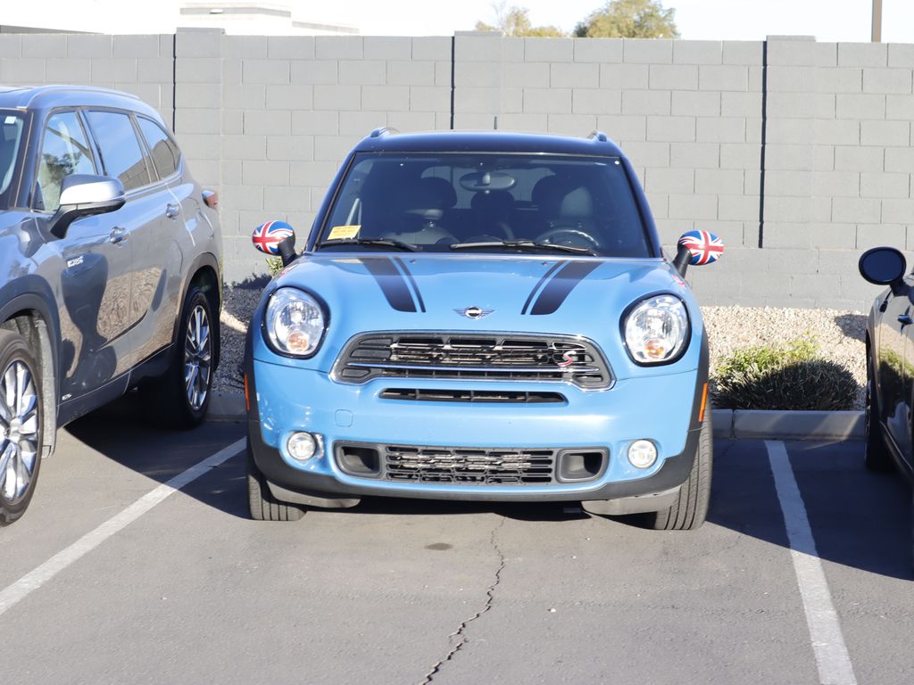 2016 MINI Cooper Countryman Base 2