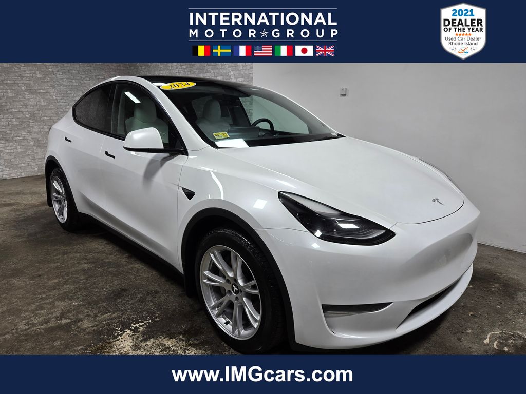Pearl White Multi-Coat 2024 Tesla Model Y SUV / Crossover All-Wheel Drive 1-Speed Automatic